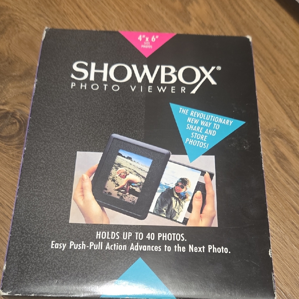 Black Photo Viewer